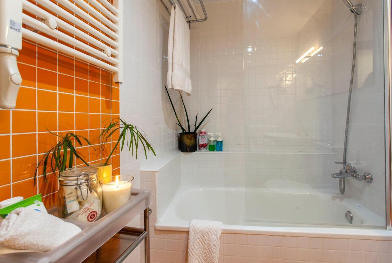 Luxurious & Alluring Home In Historic Town Walencja Zewnętrze zdjęcie